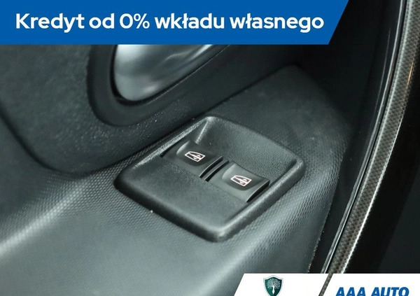 Dacia Logan cena 34000 przebieg: 72505, rok produkcji 2018 z Sucha Beskidzka małe 121